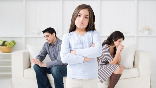 Cha mẹ ly hôn có cần ý kiến của con không?