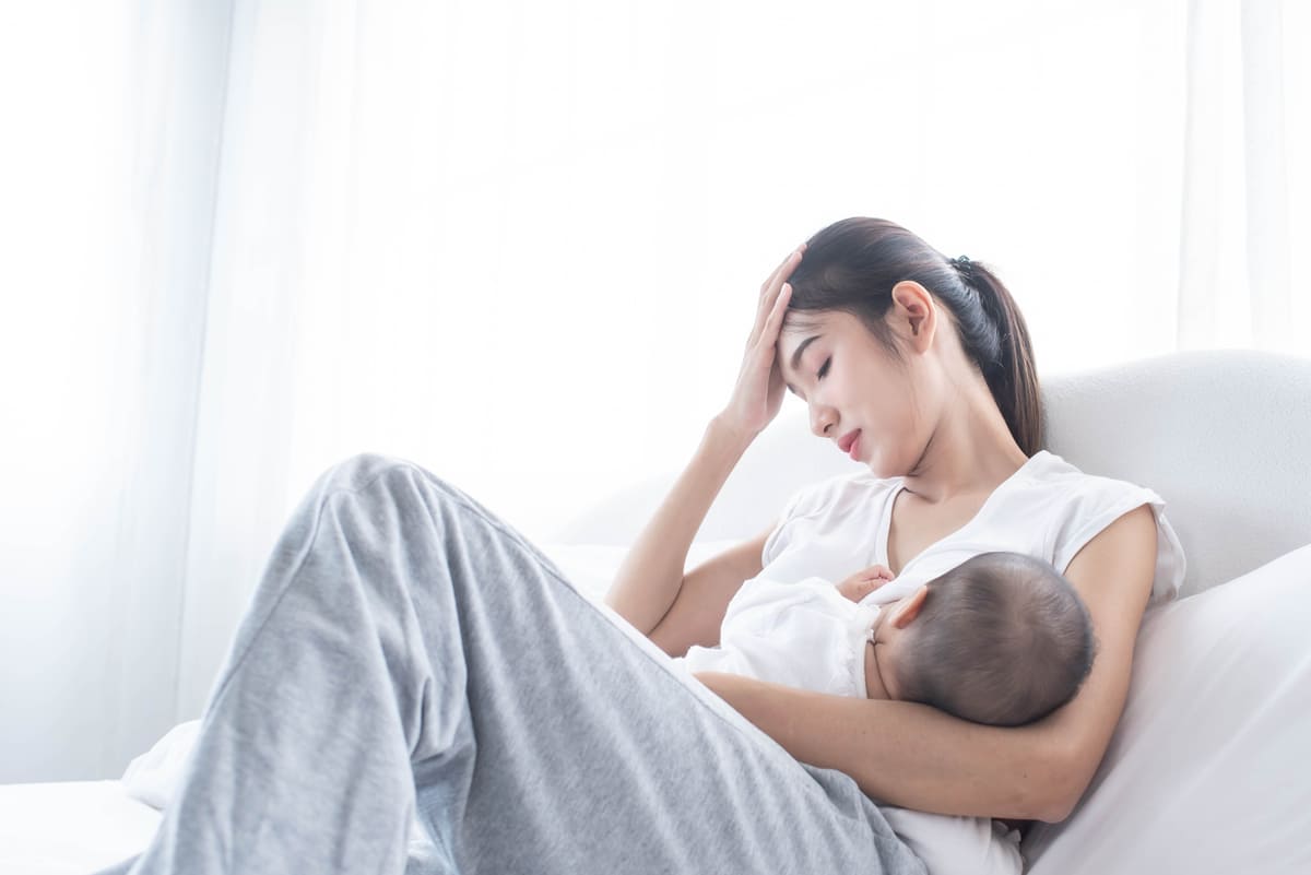 1. Chế độ thai sản về sớm 2 tiếng: Đối tượng hưởng quyền lợi là ai?