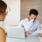 Mâu thuẫn trầm trọng là gì? Khi nào đủ căn cứ để ly hôn? at the financial advisor