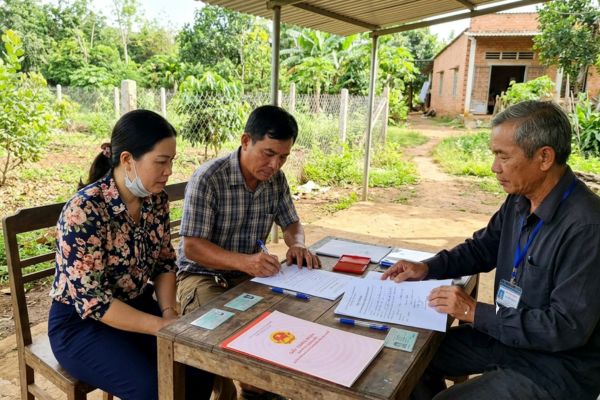 Đất được mua sau khi đã ly hôn nhưng trong thời kỳ chung sống