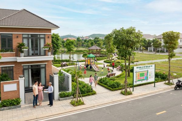 Bán đất trong khu dân cư kết hợp giải trí: Pháp lý và cuộc sống