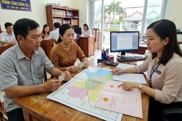 Đất có diện tích nằm trong hai tỉnh/thành phố khác nhau: Công chứng ở đâu?