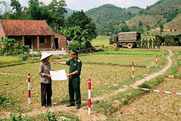 Đất thuộc khu vực diễn tập quân sự: Quy trình thu hồi và đền bù