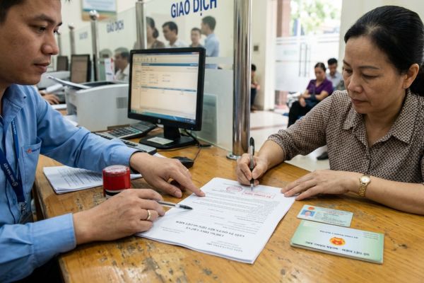 Chứng thực chữ ký trên giấy ủy quyền rút tiền sổ tiết kiệm ngân hàng