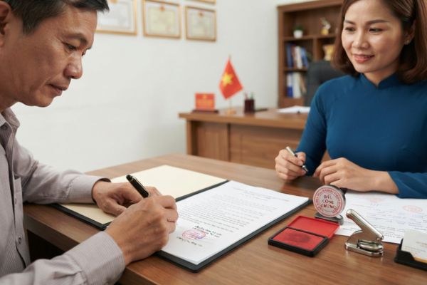 Chứng thực chữ ký trên giấy ủy quyền thay mặt tham gia ký kết hợp đồng thương mại