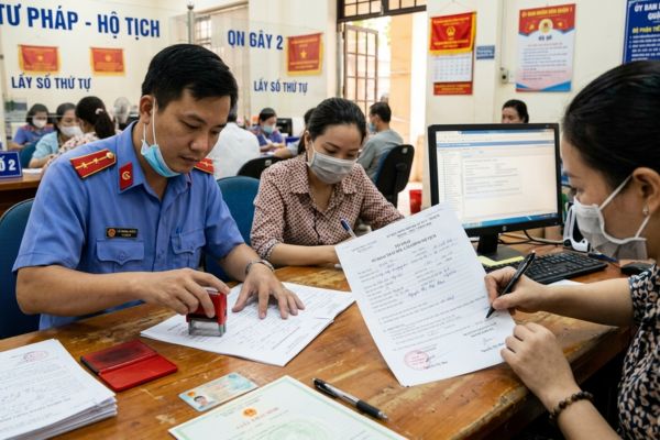 Chứng thực chữ ký trên tờ khai thay đổi thông tin hộ tịch cá nhân