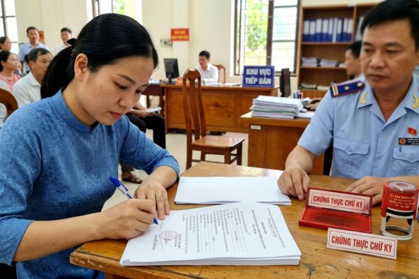 Chứng thực chữ ký trên đơn xin xác nhận tình trạng công trình xây dựng